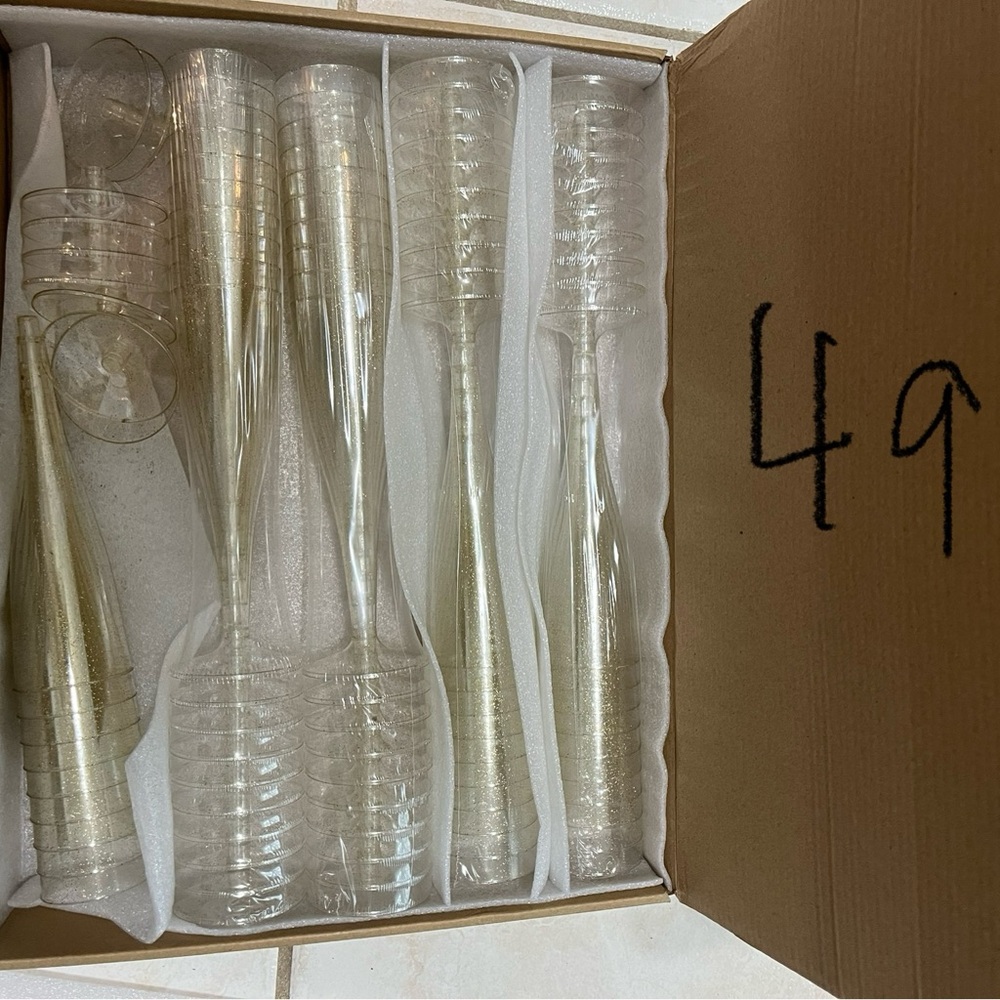 Clear Plastic Champagne Flutes Set
